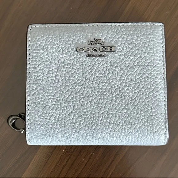 Coach Snap Wallet - Picture 8 of 9
